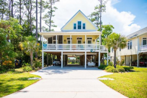 Our Heidaway by Oak Island Accommodations